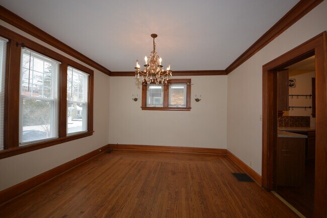 Building Photo - 2642 Pancoast Ave