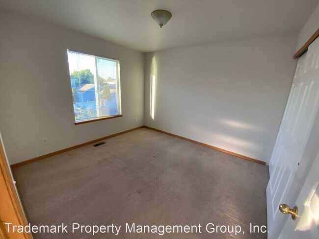 Building Photo - 4 br, 3.5 bath House - 1333 Fairfield Avenue
