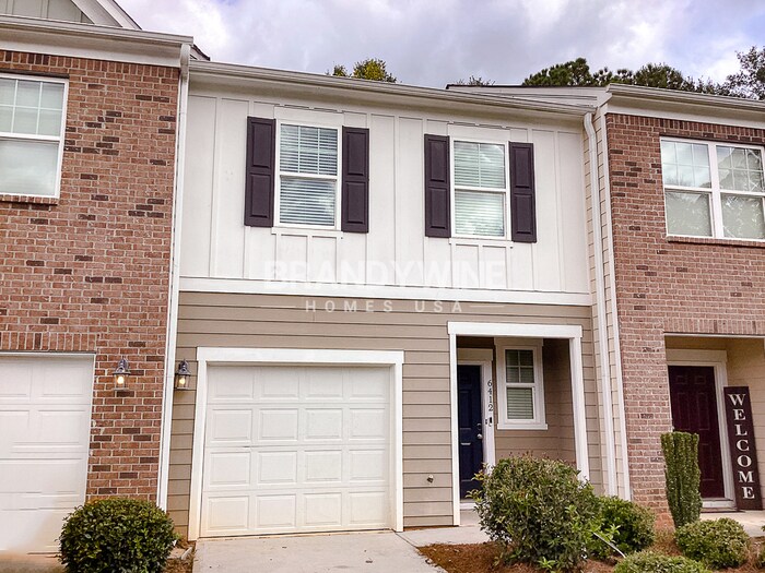 Foto principal - AVAILABLE NOW!! 1 month free rent!