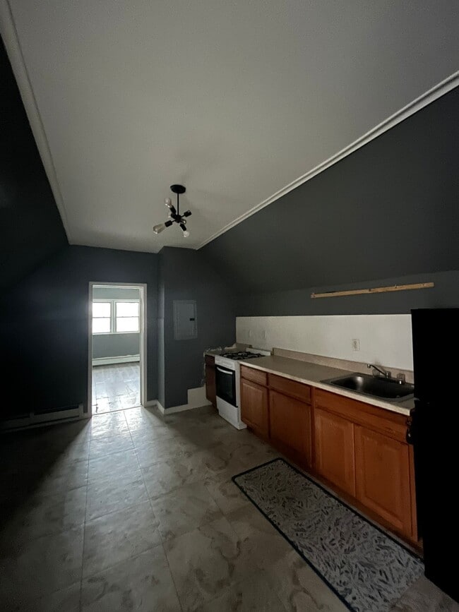 Foto del edificio - 176 Garfield Ave