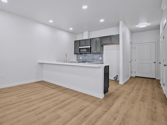 Building Photo - 2772 Caspian Wy