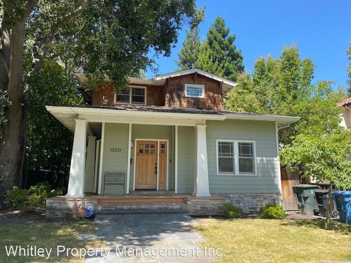 Primary Photo - 5 br, 3 bath House - 1220 Wilson Street