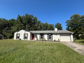 Building Photo - 5 Oak Hollow Ct