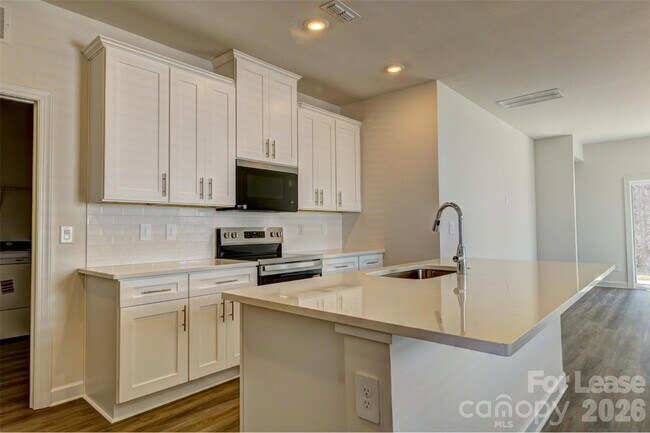 Foto del edificio - 5037 Poplin Vly