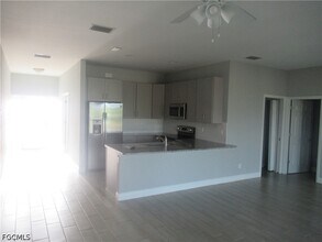 Building Photo - 3241 NW 41st Pl