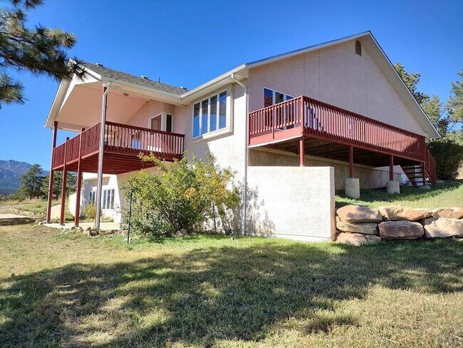 Foto del edificio - 8120 Table Mountain Rd