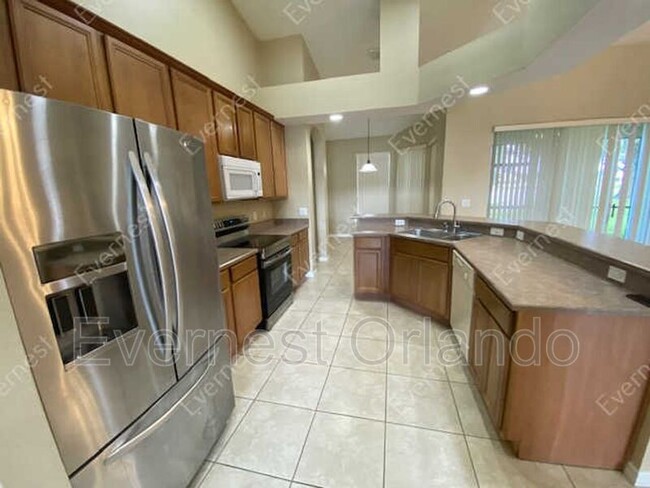 Foto del edificio - 2425 Rambling Oaks Way