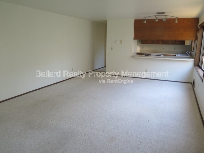 Building Photo - 1127 NW 63rd St