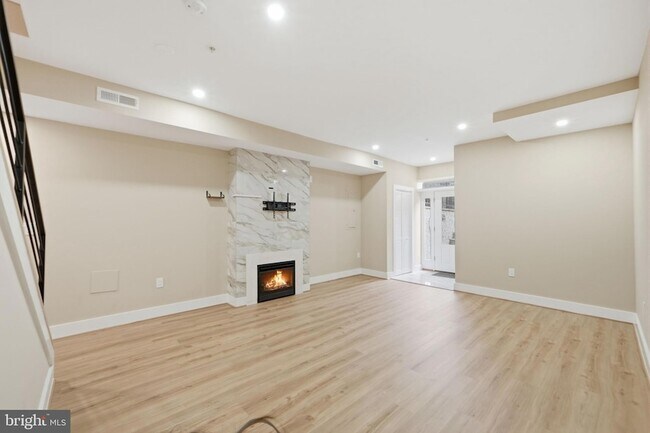 Foto del edificio - 3620 13th St NW