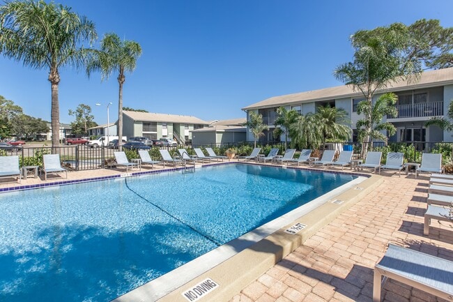 Building Photo - Palmera at Gandy
