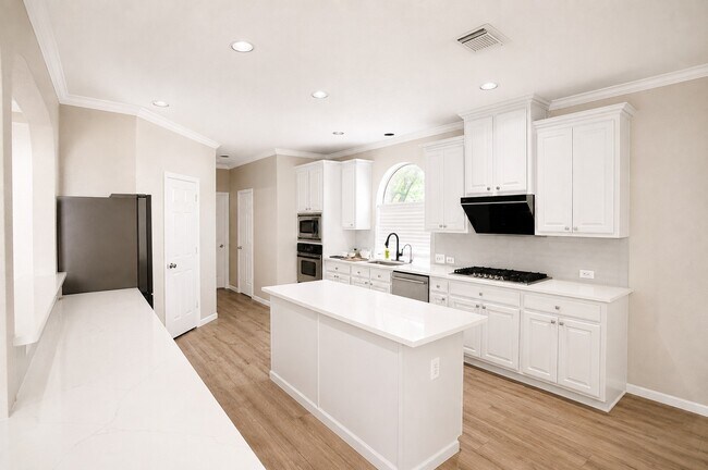 Foto del edificio - 3906 Lakeridge Canyon Dr
