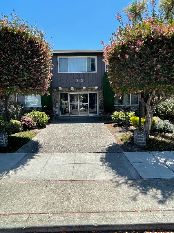 Photo - 1212 Regent St (Alameda, CA) Apartment