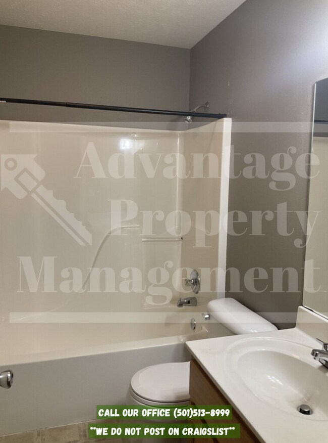 Foto del edificio - 2730 York Ln