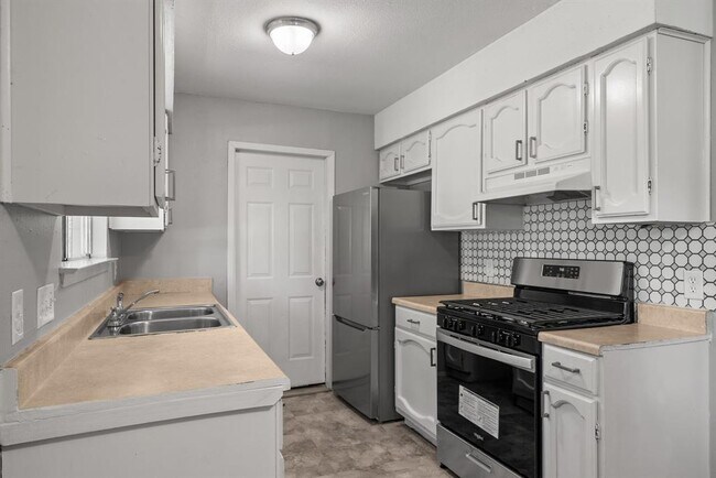 Foto del edificio - 2311 Peppertree Ct
