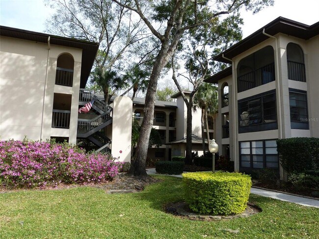 Foto del edificio - 3399 Mermoor Dr