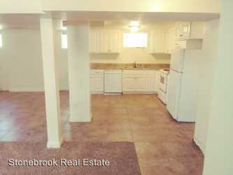 Building Photo - 356 N 300 W