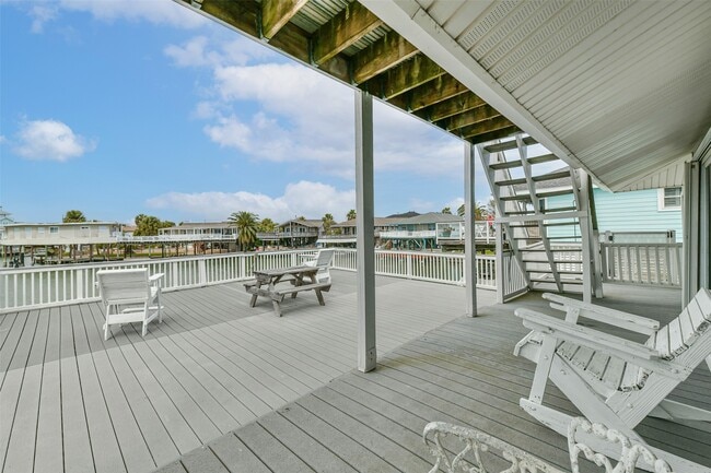 Building Photo - 16542 E Bayside Way