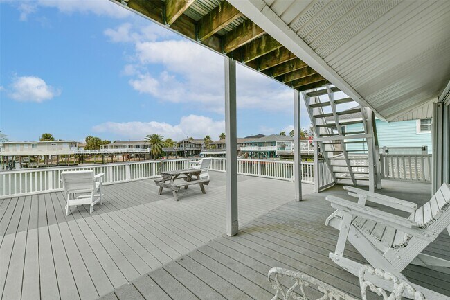 Foto del edificio - 16542 E Bayside Way