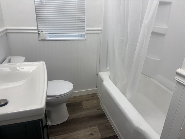 Foto del edificio - 1909 Williams Blvd SW