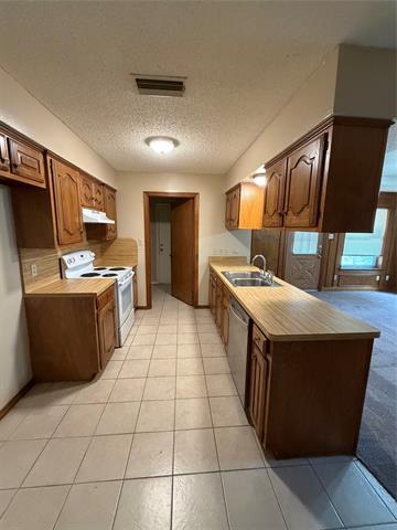 Building Photo - 6506 Sayle St