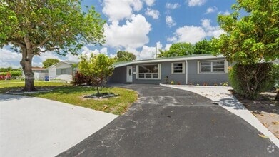 Building Photo - 7211 Shalimar St