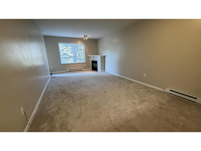 Photo du bâtiment - 15298-15220 20 Ave