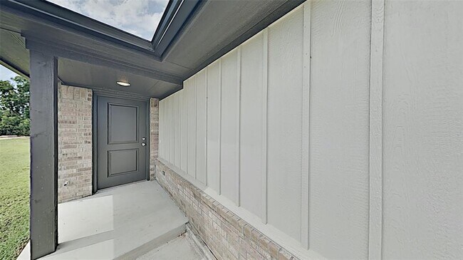 Foto del edificio - 1300 NW 111th St