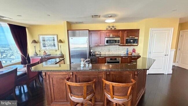 Foto del edificio - 50 S 16th St