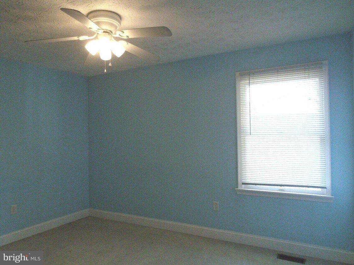 Primary Photo - 602 Winslow Dr