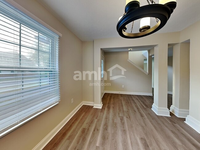 Building Photo - 18097 Kinder Oak Dr
