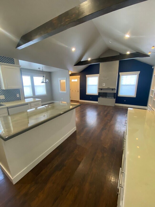 Foto del edificio - 4 Bedroom Home in Josephine Crossing Subdi...