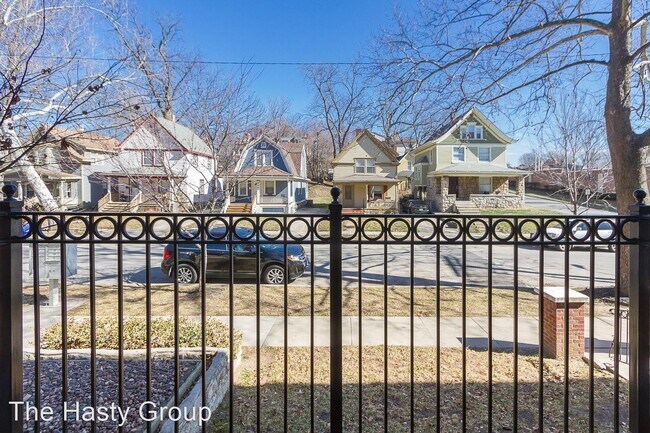 Foto del edificio - 2 br, 1 bath House - 4328 Walnut Unit 1A