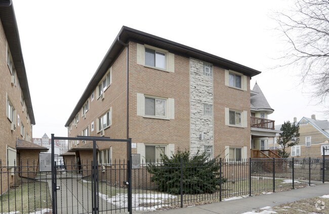 Building Photo - 143 N Waller Ave