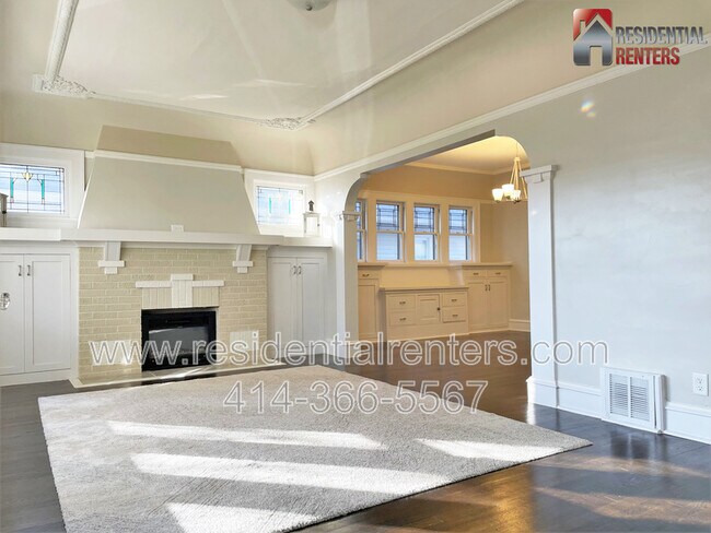 Foto del edificio - 2369 N 61st St