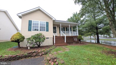 Building Photo - 100 Deer Hill Ct