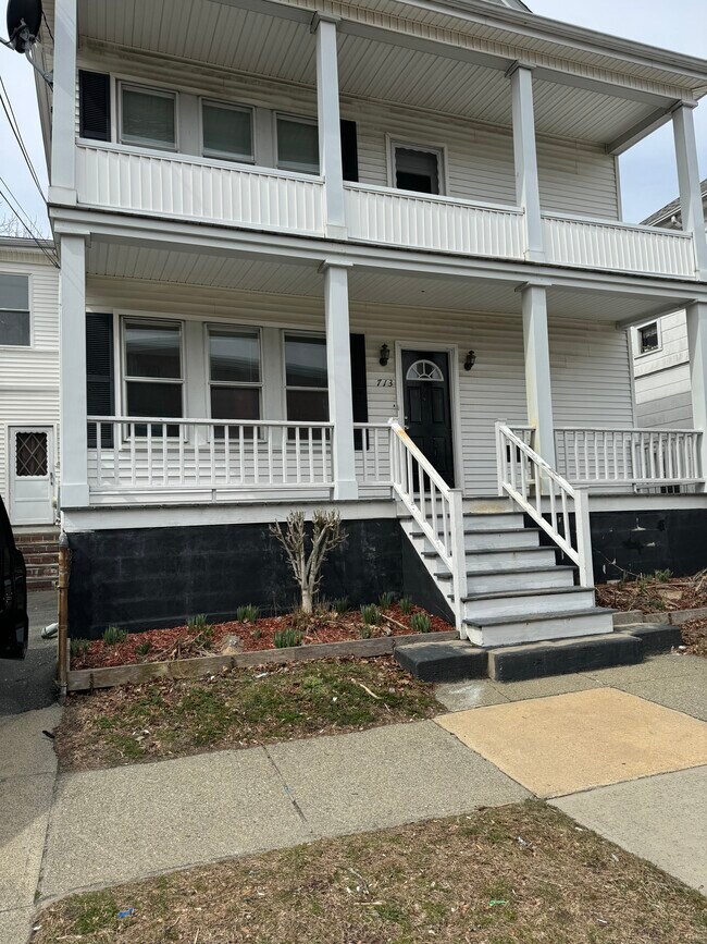 Front of house - 713 Belleville Ave