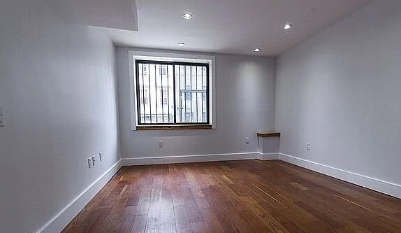 Foto del edificio - 18 Jefferson St