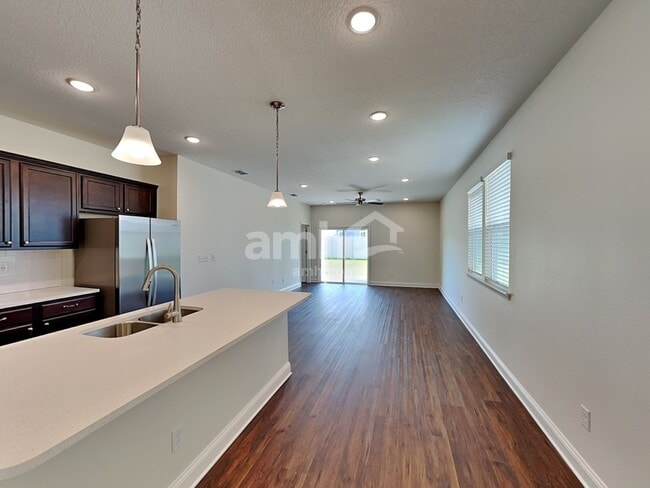 Building Photo - 33 Elcano Ln
