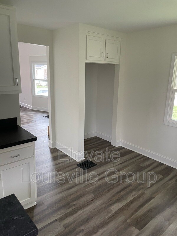 Foto del edificio - 1126 S 26th St