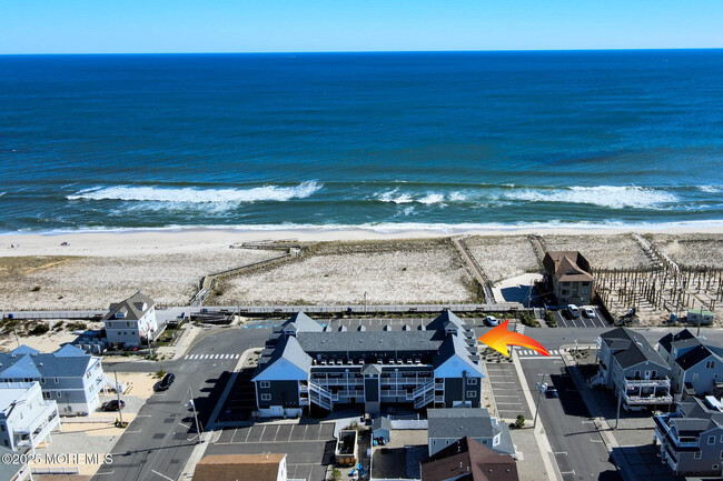 Foto del edificio - 1935 Oceanfront