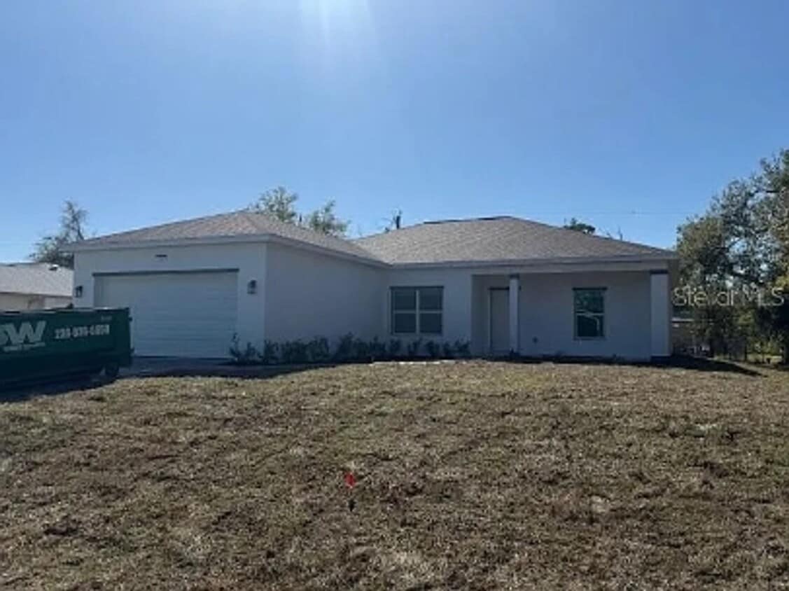 Foto principal - 5281 Gillot Blvd