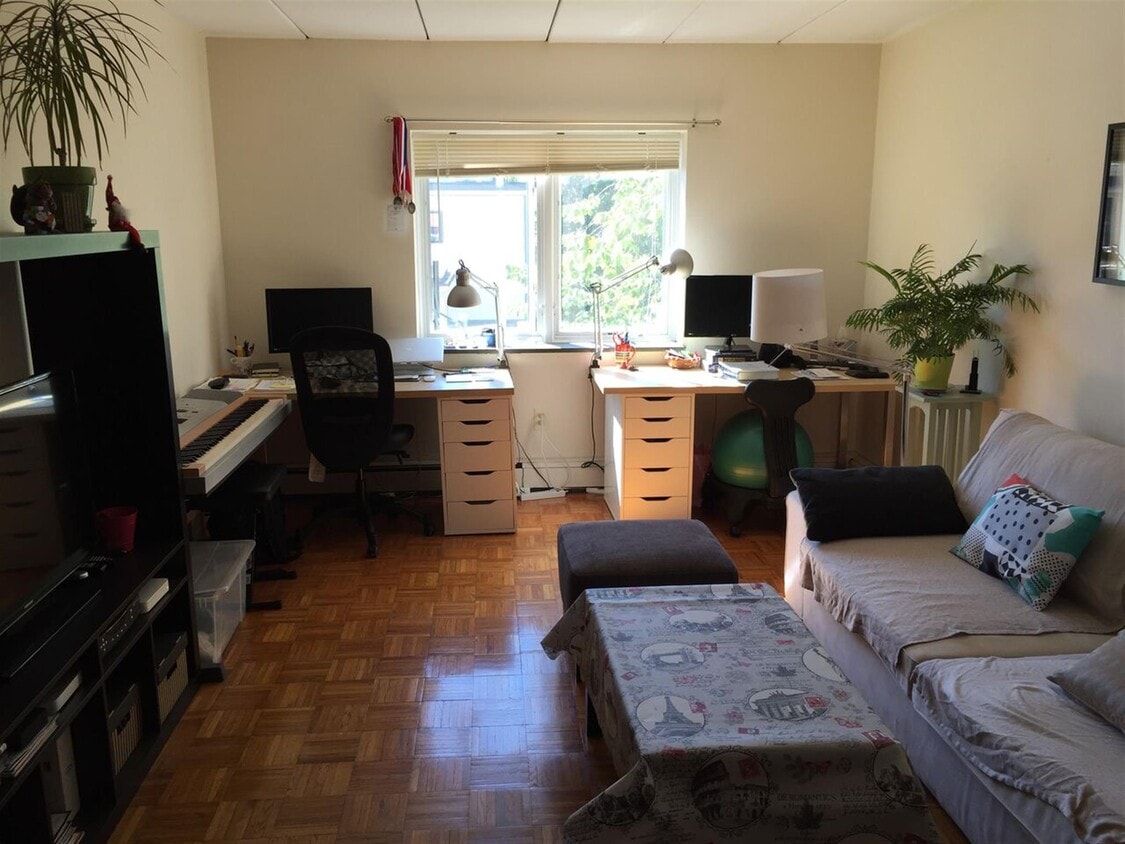 Foto principal - 284 Harvard St