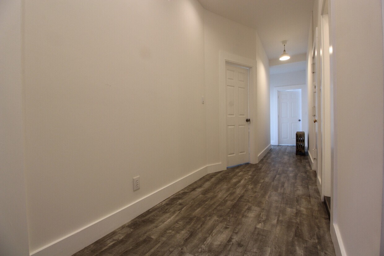 341 S 5th St Unit 2, Brooklyn, NY 11211 Room for Rent in Brooklyn, NY