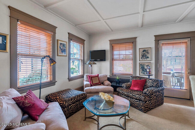 Building Photo - 1508 Bond St
