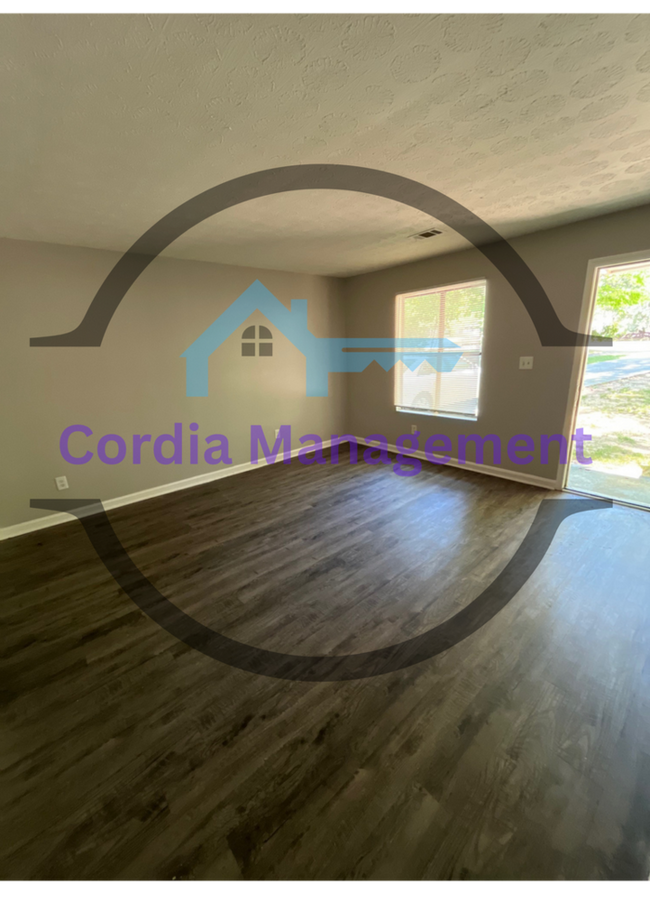 Foto del edificio - 3 bedroom 2 Bath Home +Large bonus room next to park in Jonesboro