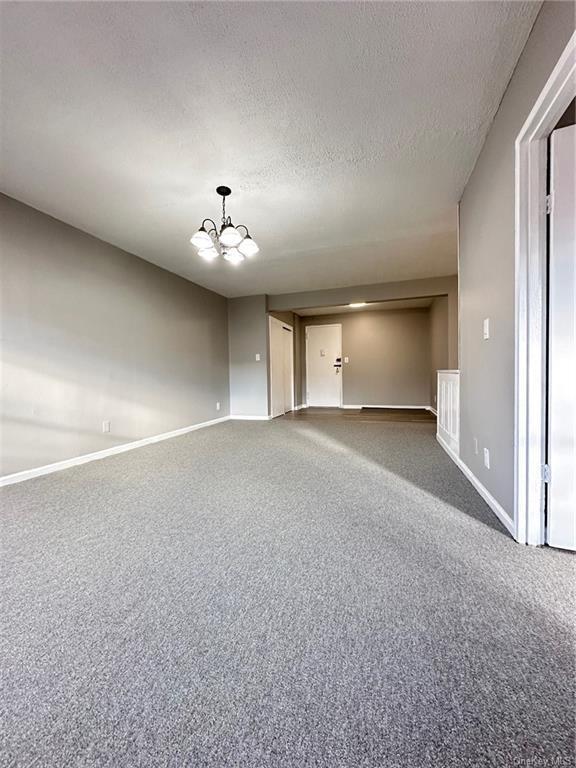 Foto del edificio - 1910 Pelham Pkwy S