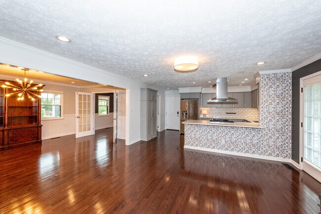 Foto del edificio - 5936 Clearbrook Dr