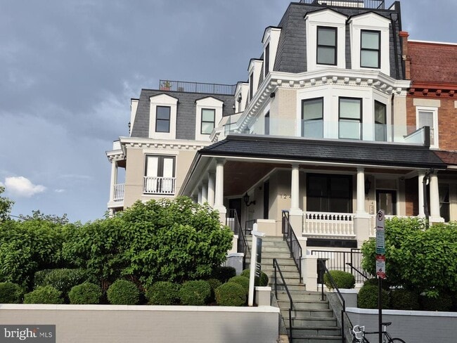 Building Photo - 1248 Fairmont St NW