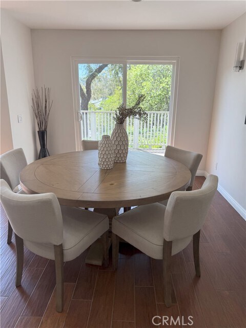 Foto del edificio - 411 San Nicholas Ct