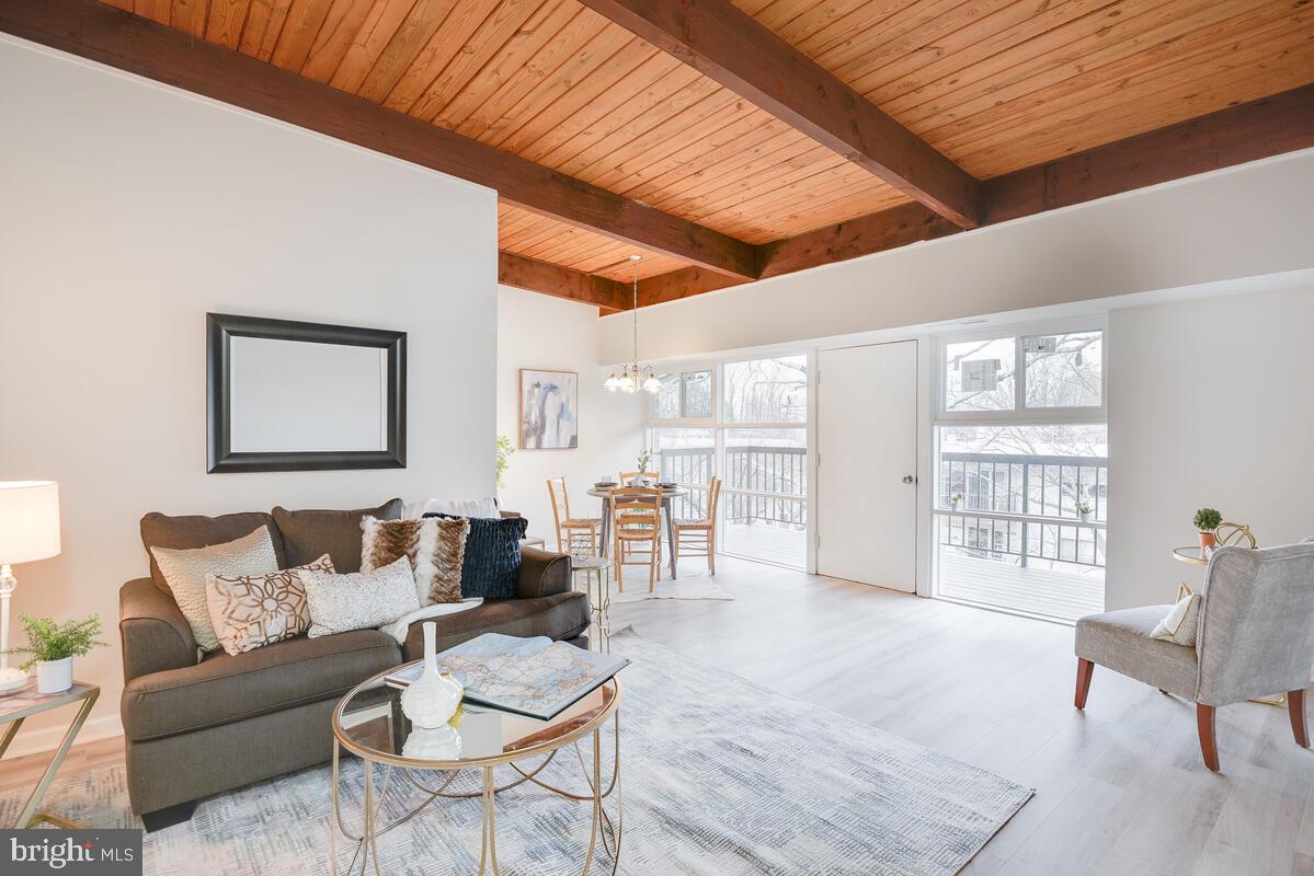 4967 Americana Dr Unit 4967H (206), Annandale, VA 22003 Condo for